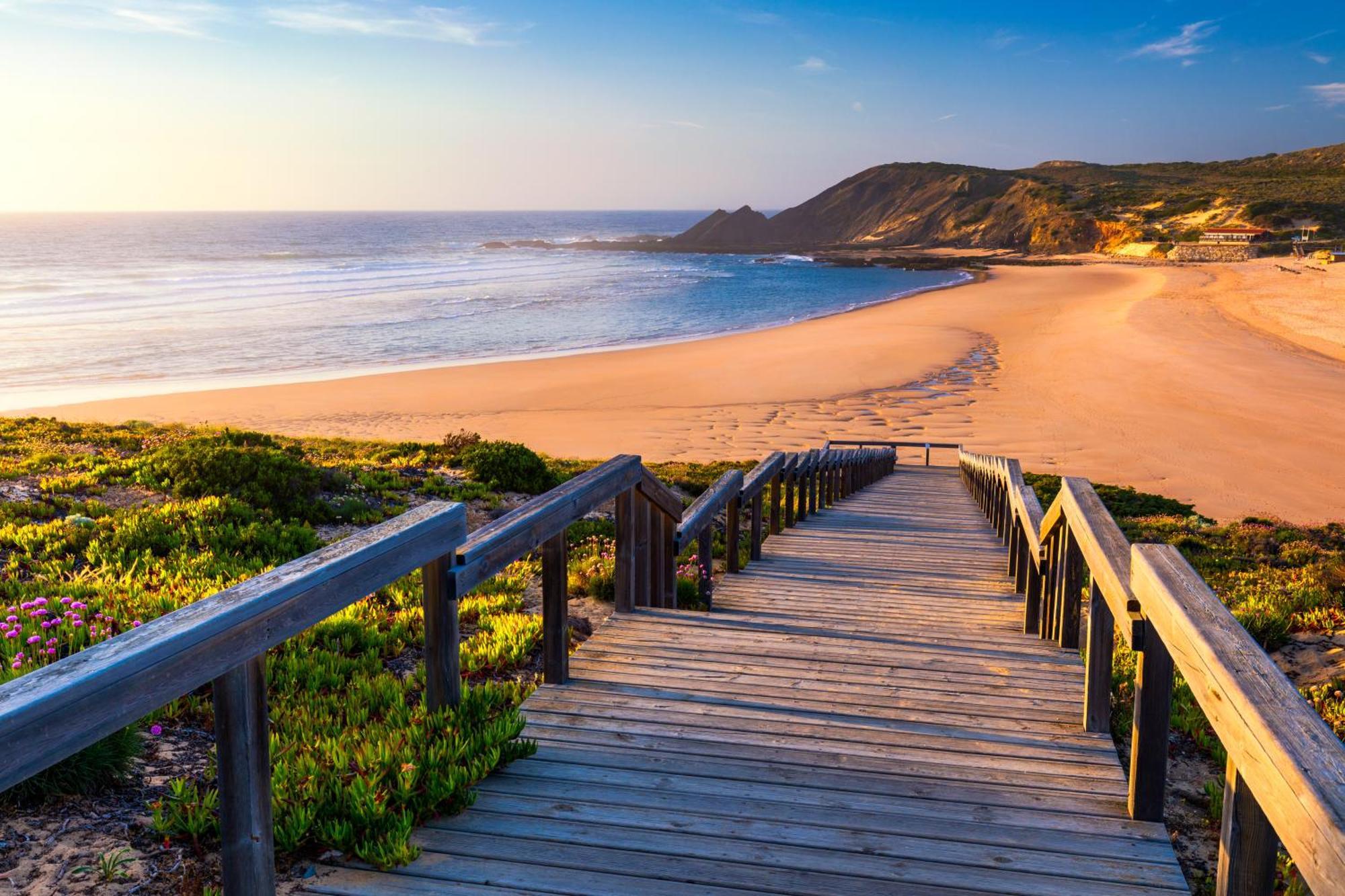 A Gaivota - Walking Distance To Monte Clerigo And Amoreira Beaches Aljezur Exterior foto